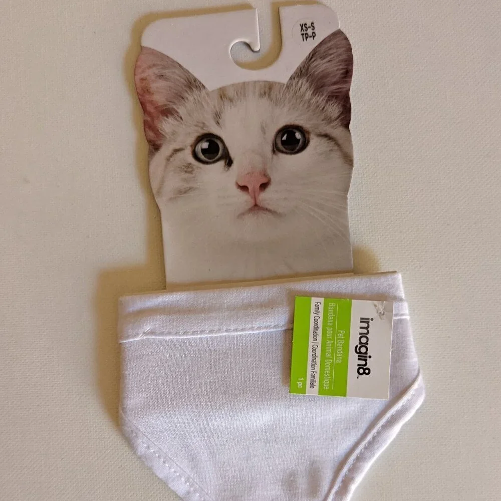 NWT Bandana Cat Dog White XS-S Michaels Imagin8 Pet Small Clothes Bib Adjustable